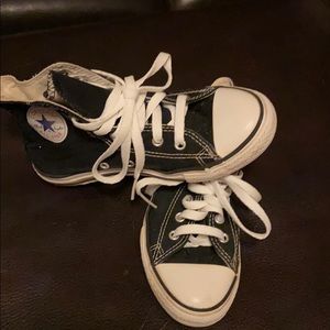 Converse all stars size 2.